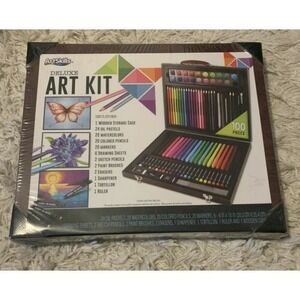 New Artskills Deluxe Art Kit 100 Pieces Wooden Case Colored Pencils Sealed